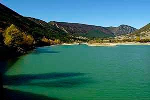 embalse de Arguis, viaje en autocaravana