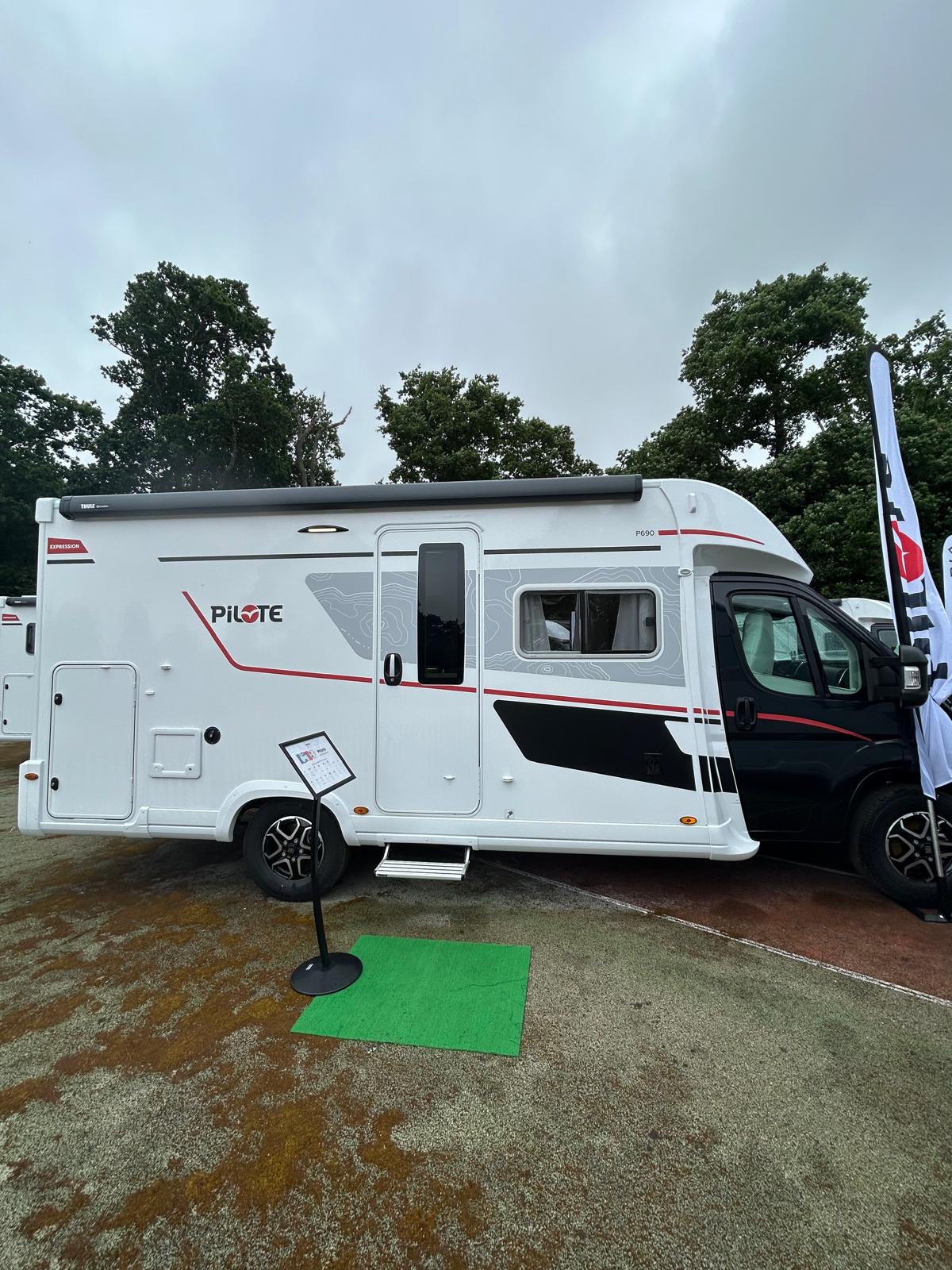 Autocaravana Pilote P690D 2027