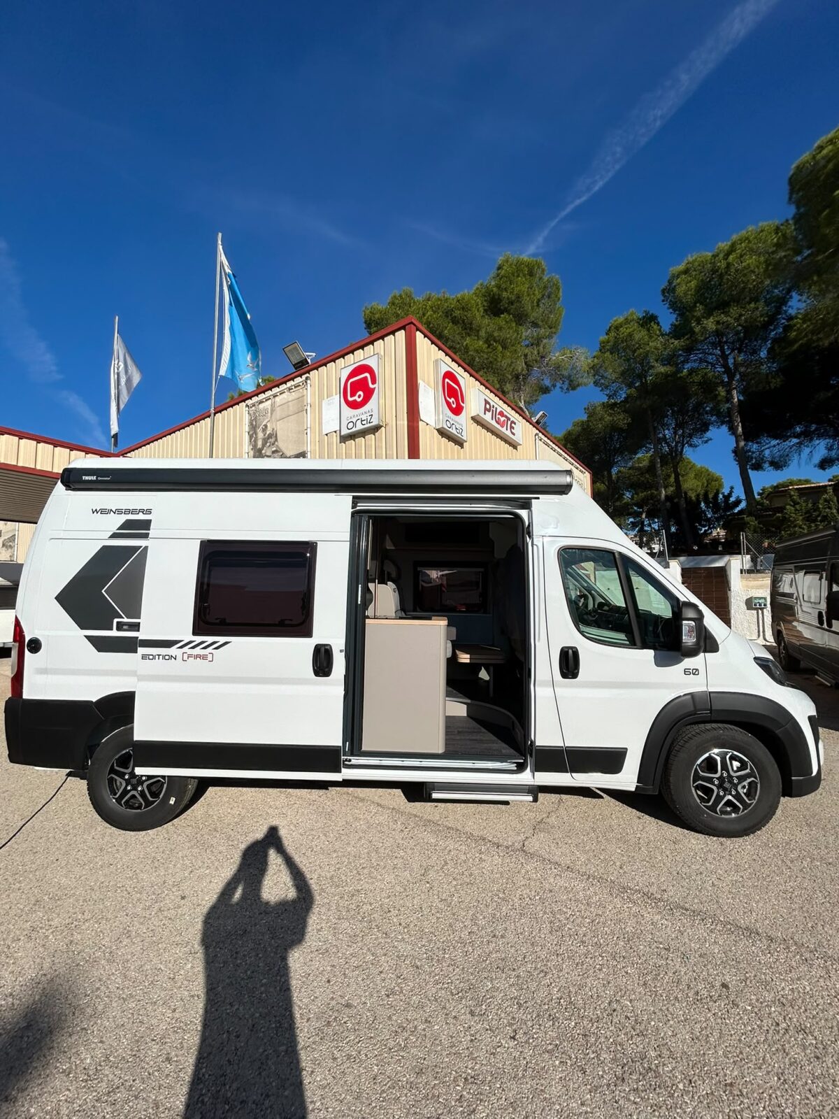 Autocaravana Weinsberg CaraBus 600DQ GREY 2027